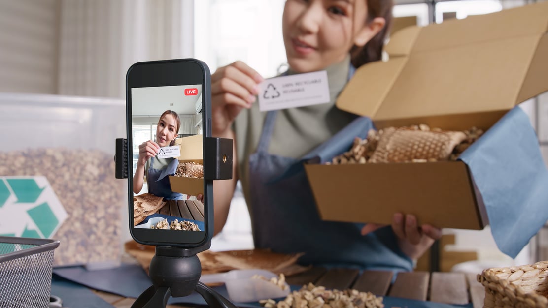 Seus clientes estão pesquisando sobre você no TikTok, Reddit e LinkedIn. Você é visível onde realmente importa?